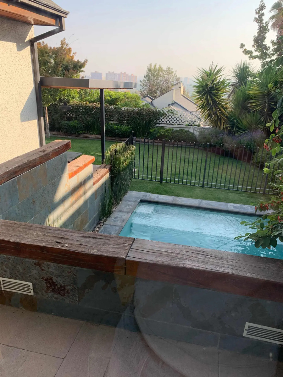 Arriendo Casa 5D 5B 2E 1B Los Dominicos - Las Condes