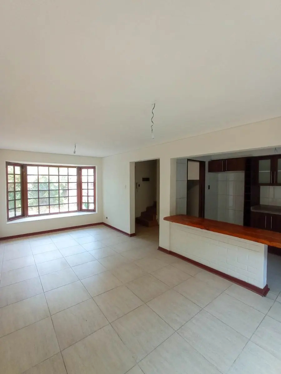 Arriendo Casa NO 4D 3B Diagonal Oriente - &Ntilde;u&ntilde;oa