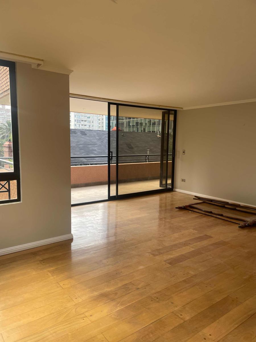 Venta Departamento NO 3D en suite Walk-in cl&oacute;set 3B 1E 1Bd Nueva Las Condes - Las Condes