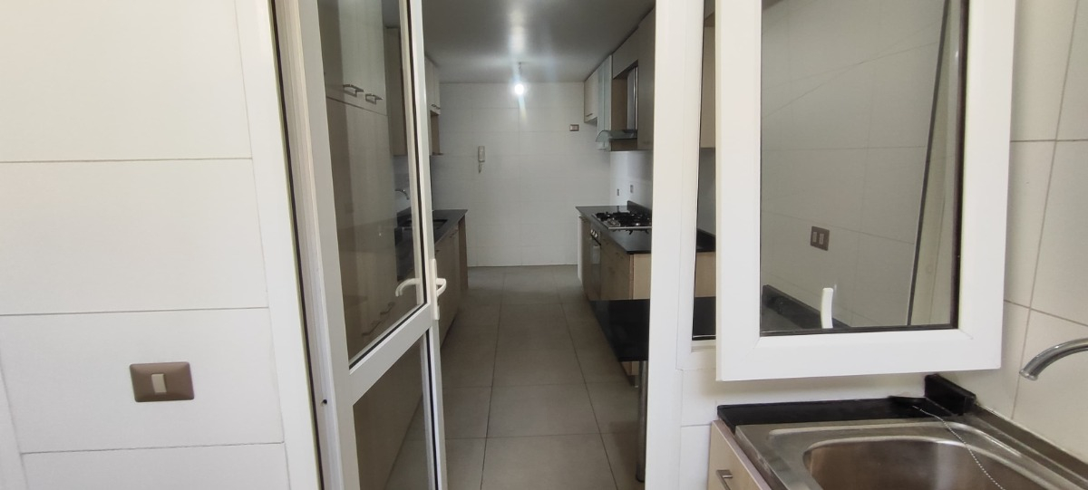 Venta Departamento NP 4D en suite Walk-in cl&oacute;set 4B 2E 1B San Carlos de Apoquindo - Las Condes