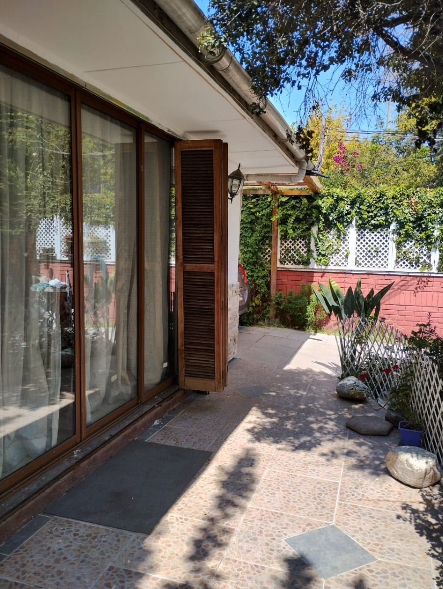 Venta Casa O 4D 4B 5E 1B Rotonda Atenas - Las Condes