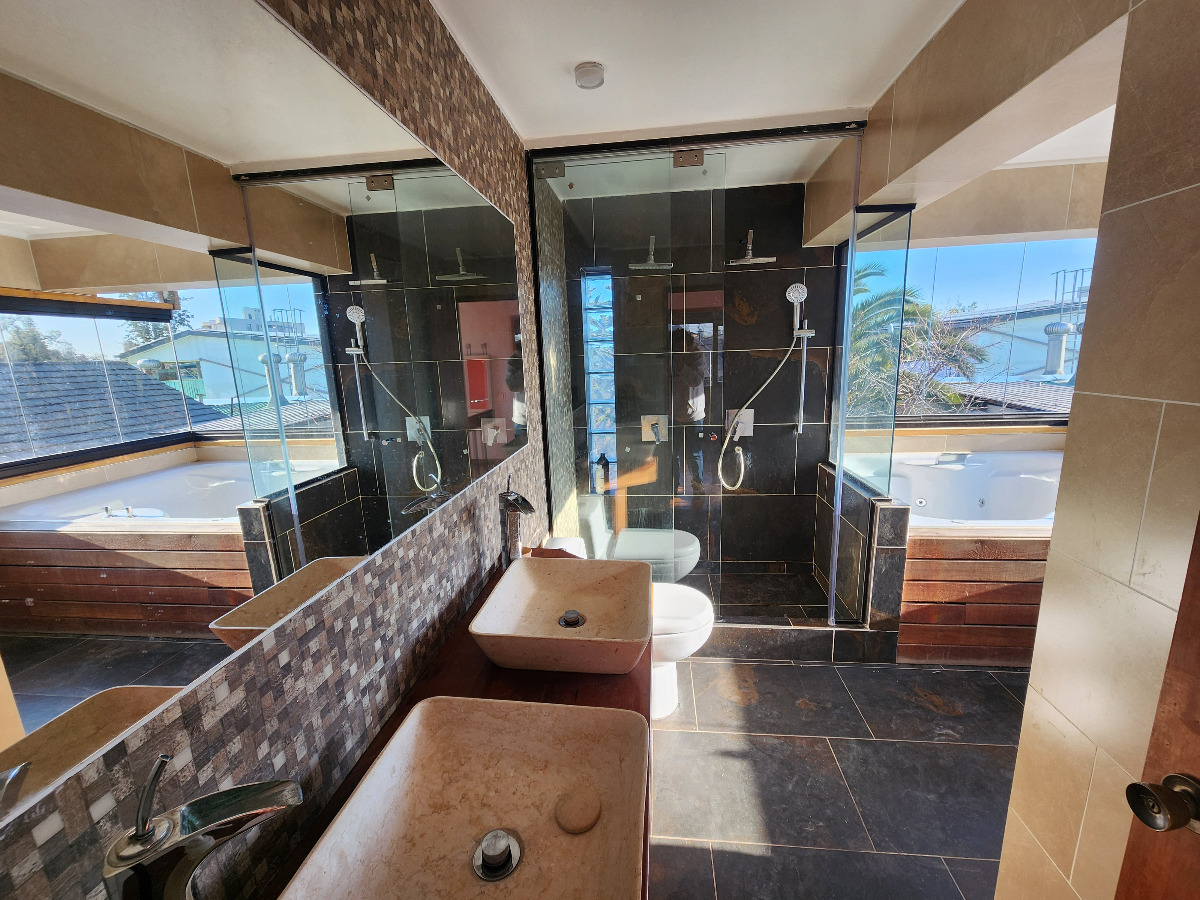 Arriendo Casa 4D 3B 2E Campus Oriente - Providencia