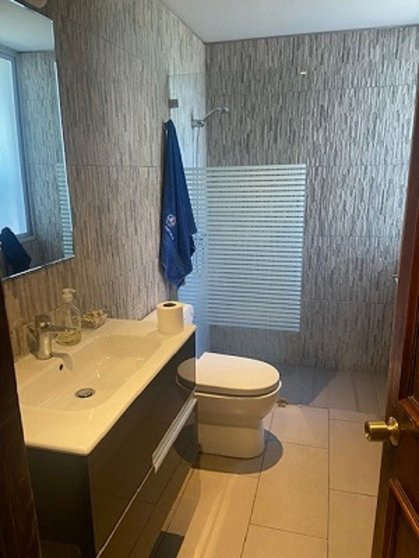 Arriendo Casa NP 5D en suite Walk-in cl&oacute;set 3B 2E 1B Los Dominicos - Las Condes