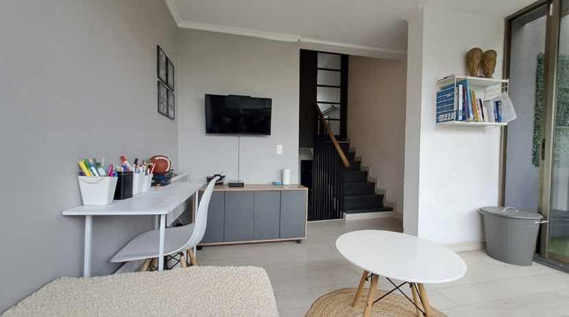Venta Casa 5D 4B 2E Quinchamal&iacute; - Las Condes
