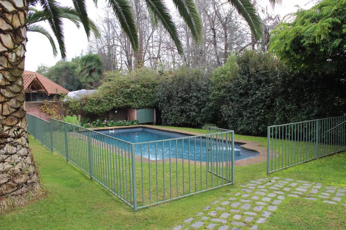Venta Casa NO 5D en suite Walk-in cl&oacute;set 5B 6E 2B Carlos Ossand&oacute;n - La Reina