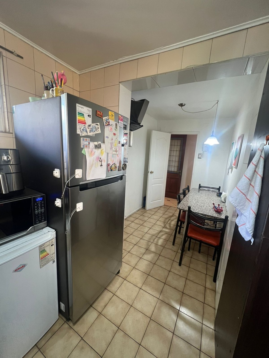 Arriendo Casa 5D en suite 3B 2E 1B Los Dominicos - Las Condes