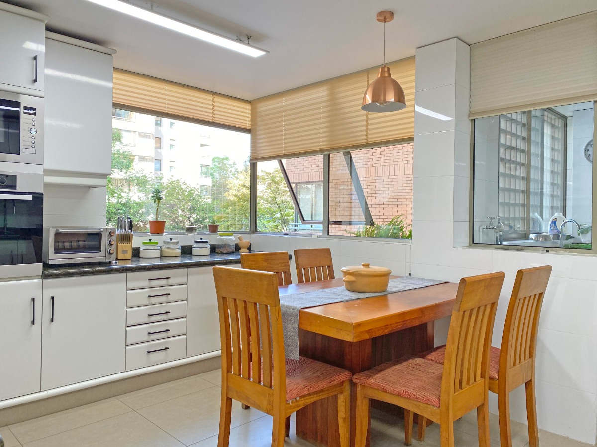 Venta Departamento NO 4D 4B 2E 1B Metro Escuela Militar - Las Condes