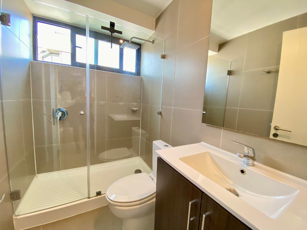 Arriendo Departamento SO 2D en suite 2B 1E 1B Metro Hernando de Magallanes - Las Condes