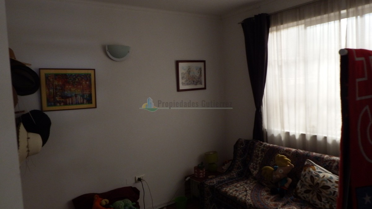 Venta Casa SP 5D 3B 3E Troncos Viejos - La Reina