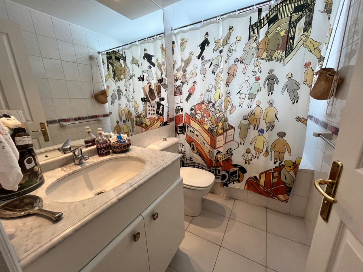 Venta Departamento NO 2D en suite Walk-in cl&oacute;set 2B 1E 1B Barrio El Golf - Las Condes