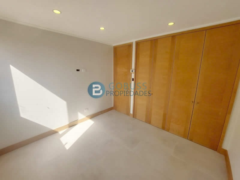 Venta Casa SO 4D en suite Walk-in cl&oacute;set 5B 2E Juan XXIII - Vitacura