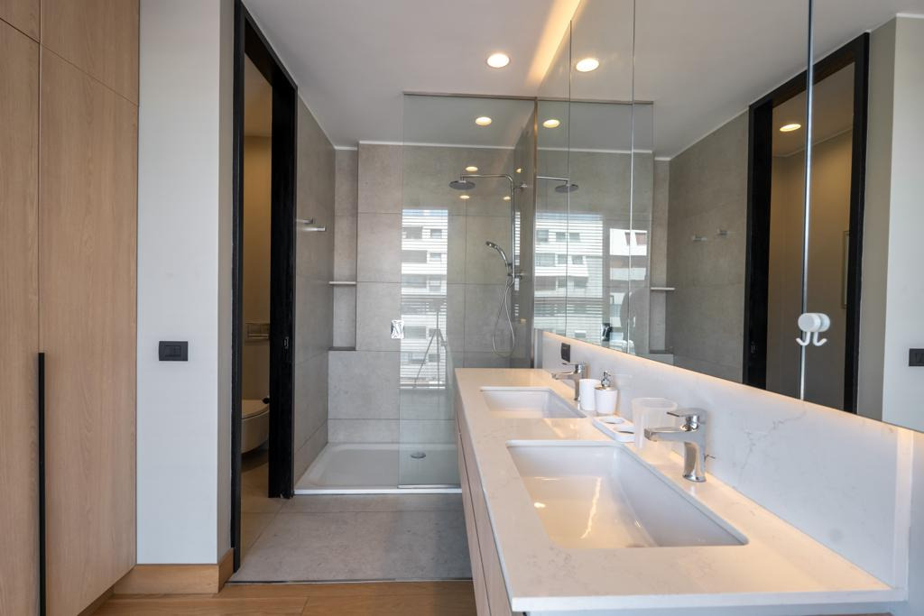 Arriendo Departamento 1D en suite 2B 1E 1B Barrio El Golf - Las Condes