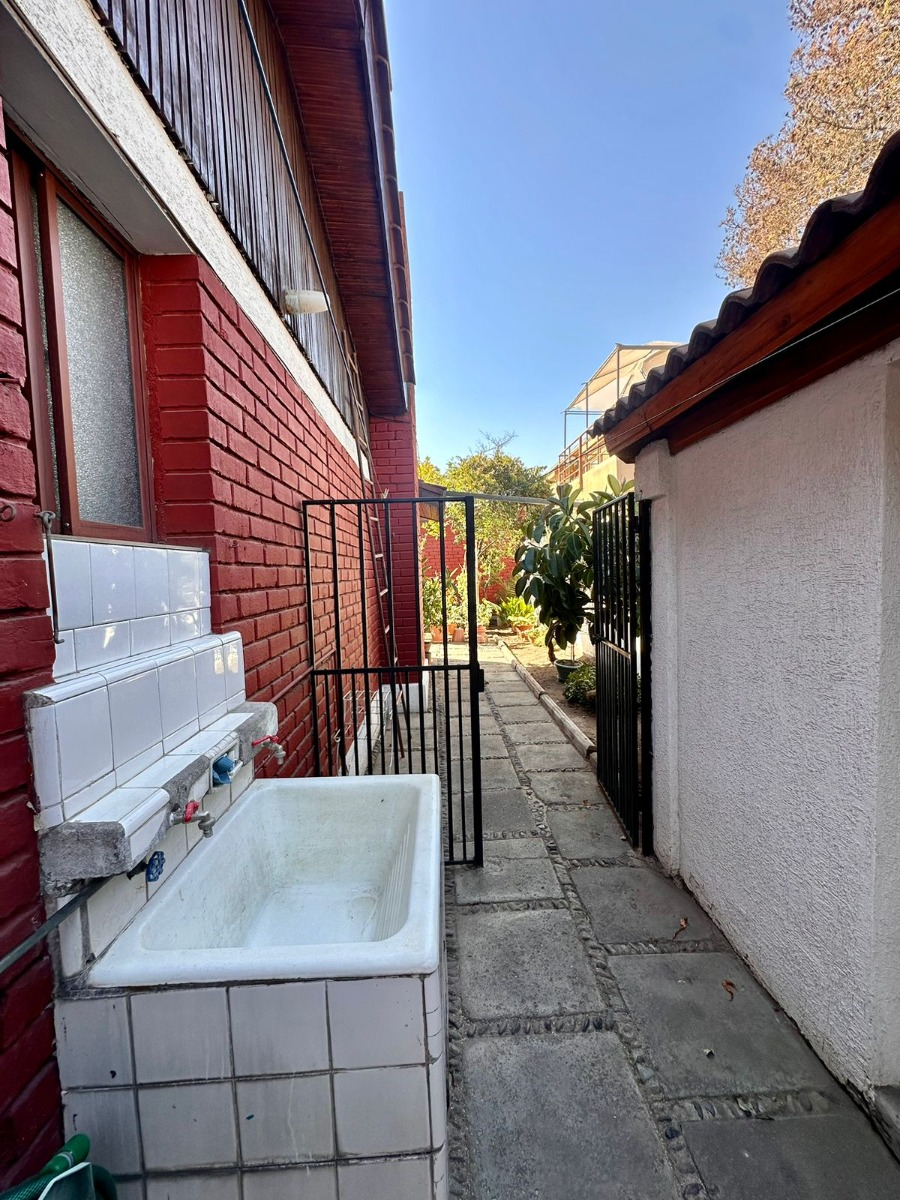 Venta Casa 3D 2B 2E 1B Sebasti&aacute;n Elcano - Las Condes