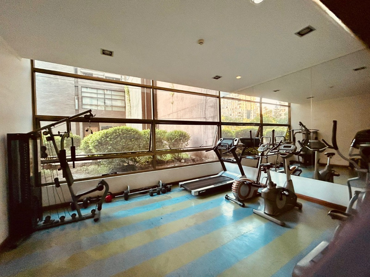 Venta Departamento 2D en suite Walk-in cl&oacute;set 2B 1E 1B Rotonda Atenas - Las Condes