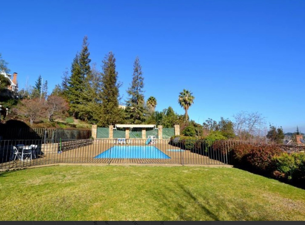 Venta Casa NO 7D en suite Walk-in cl&oacute;set 5B 20E 1B Quinchamal&iacute; - Las Condes