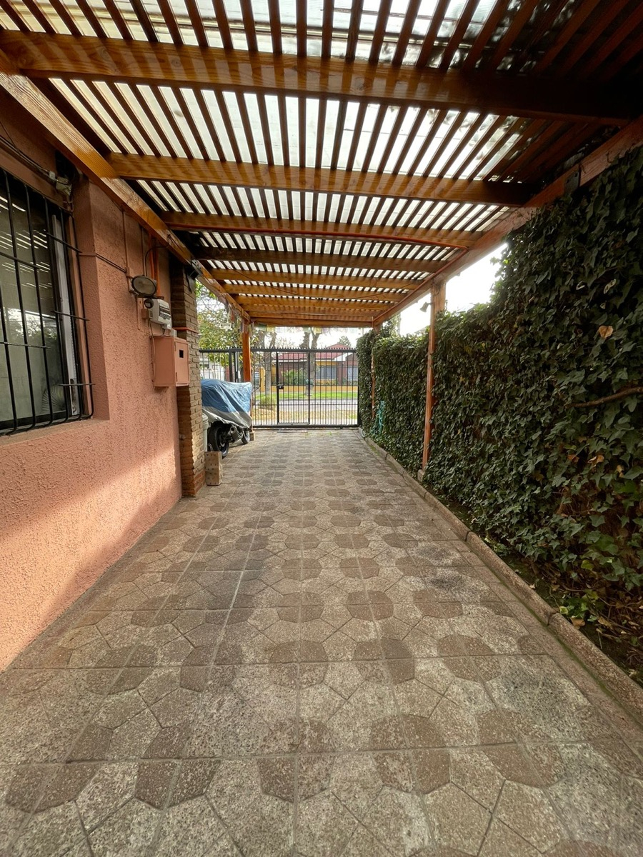 Arriendo Casa P 6D en suite Walk-in cl&oacute;set 4B 4E 1B Parque Juan XXIII - &Ntilde;u&ntilde;oa