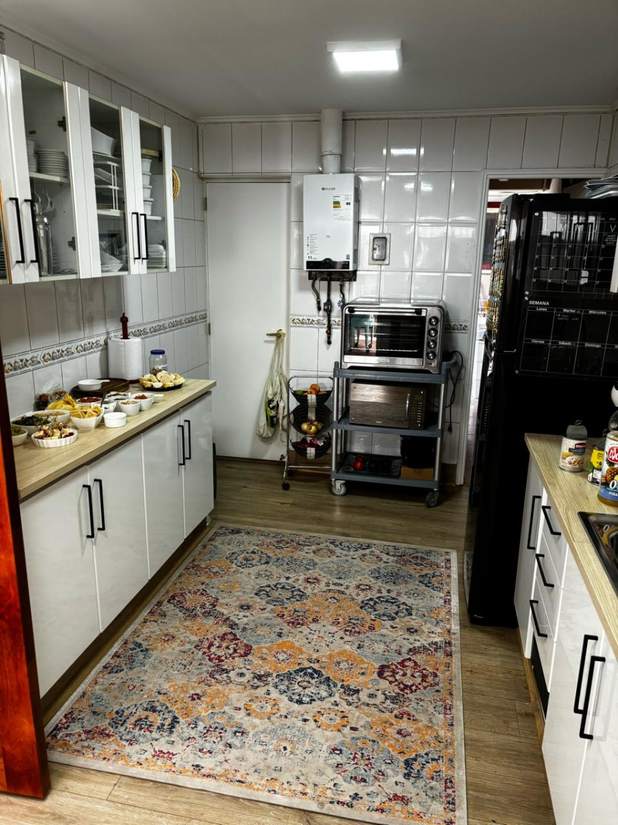 Venta Casa 4D 3B 2E Rotonda Atenas - Las Condes