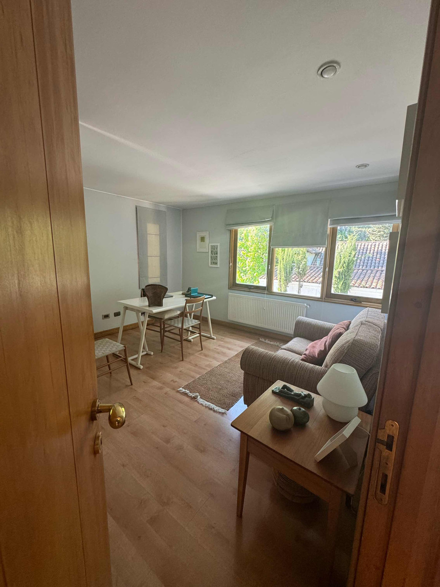 Venta Casa NO 5D 5B 8E 1B Los Dominicos - Las Condes