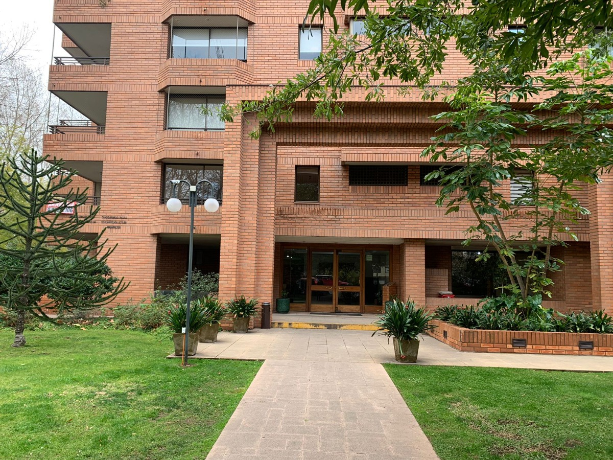 Arriendo Departamento NO 3D en suite 2B 2E 1B Col&oacute;n Oriente - Vital Apoquindo - Las Condes