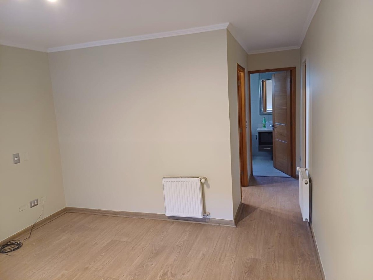 Arriendo Casa P 4D en suite Walk-in cl&oacute;set 4B 2E 1B Chicureo - Colina