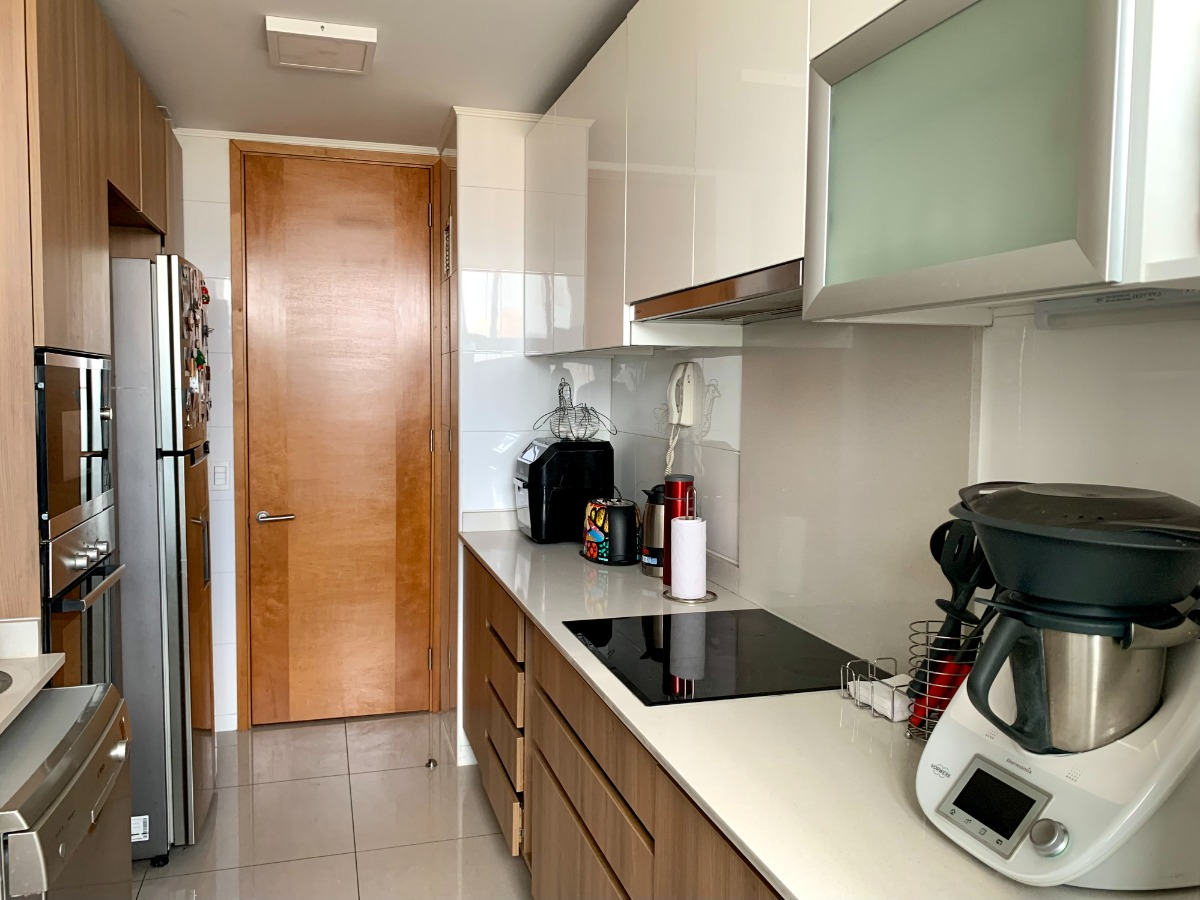 Venta Departamento NO 3D en suite Walk-in cl&oacute;set 2B 2E 1B Borde R&iacute;o - Casa Piedra - Vitacura