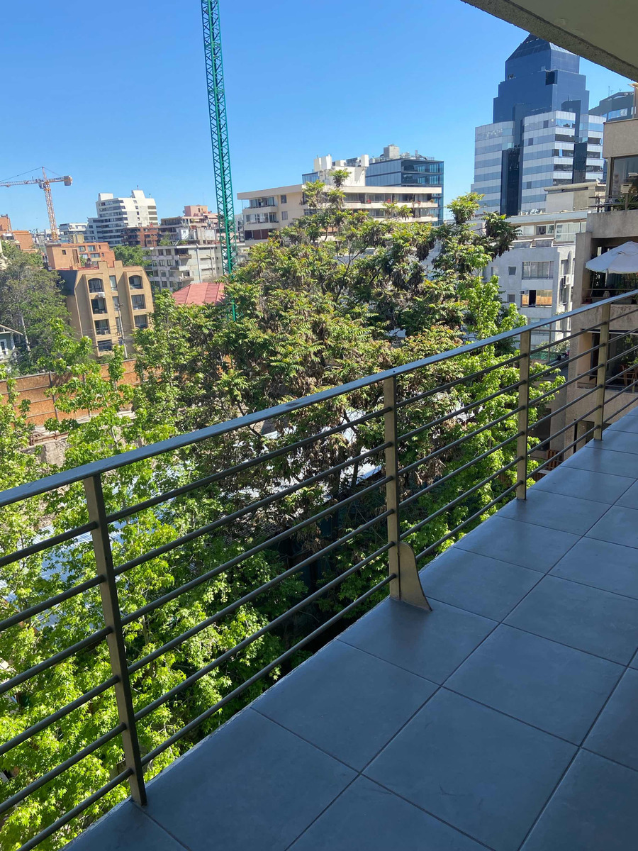 Arriendo Departamento S 2D en suite 2B 1E 1B Los Leones - Providencia