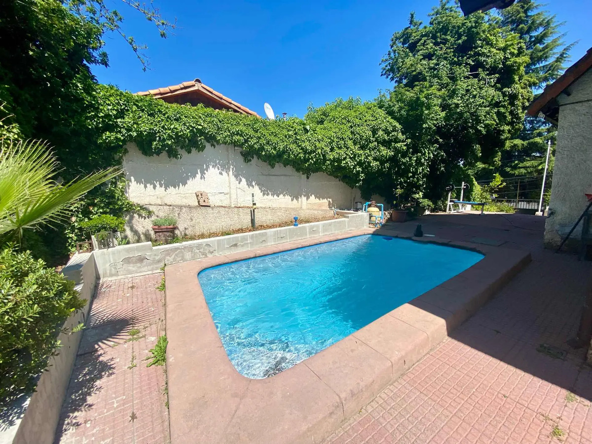 Arriendo Casa 5D 3B 2E Los Dominicos - Las Condes
