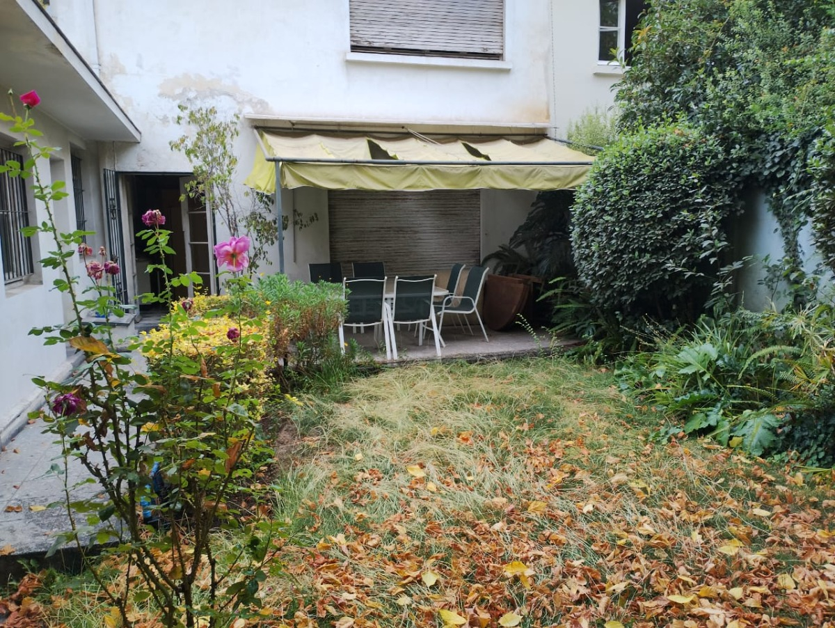 Venta Casa NO 4D en suite 4B 5E 1B Metro Escuela Militar - Las Condes