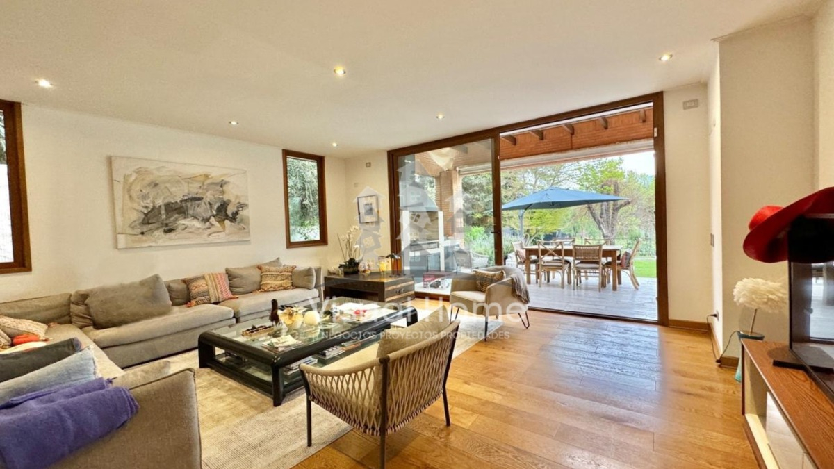 Arriendo Casa NO 5D en suite Walk-in cl&oacute;set 5B 4E 1B La Dehesa - Lo Barnechea