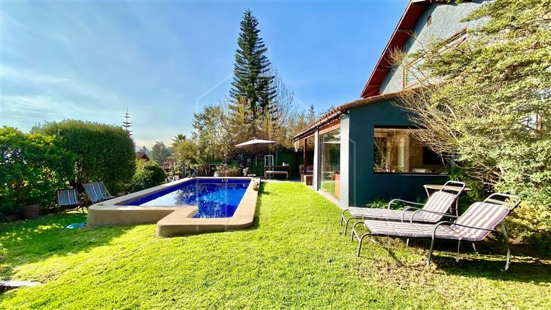 Venta Casa Poniente 3D en suite Walk-in cl&oacute;set 3B 3E 1B Arboretum - Club de Campo - Pe&ntilde;alol&eacute;n