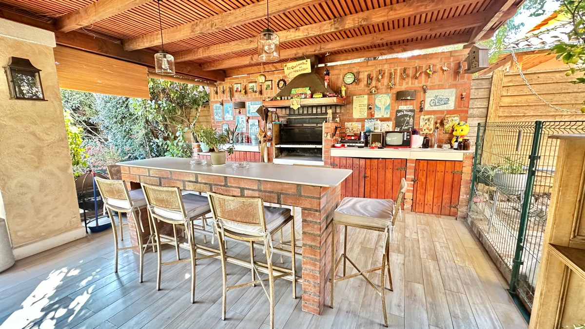 Venta Casa N 5D en suite Walk-in cl&oacute;set 5B 2E Chicureo - Colina