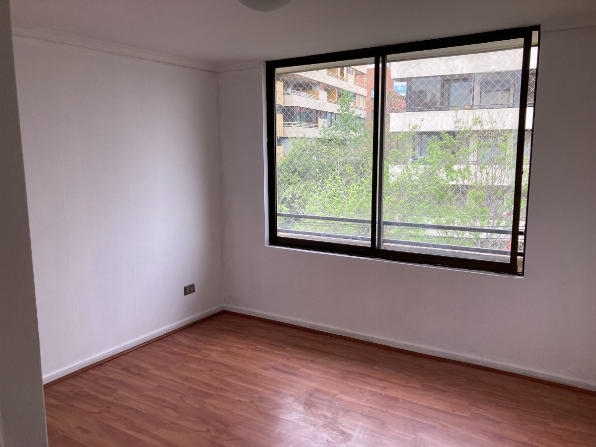 Venta Departamento SO 2D en suite 2B 1E 1Bd Las Lilas - Providencia