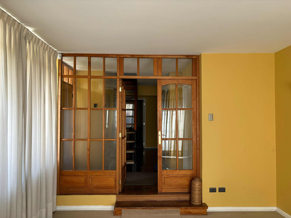 Venta Casa 5D 4B 2E Los Dominicos - Las Condes