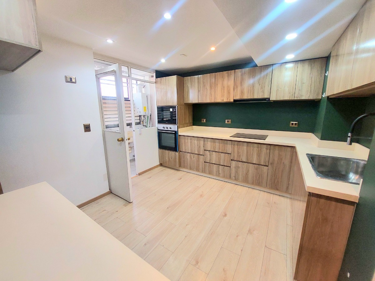 Arriendo Departamento SO 2D en suite 2B 1E Las Lilas - Providencia