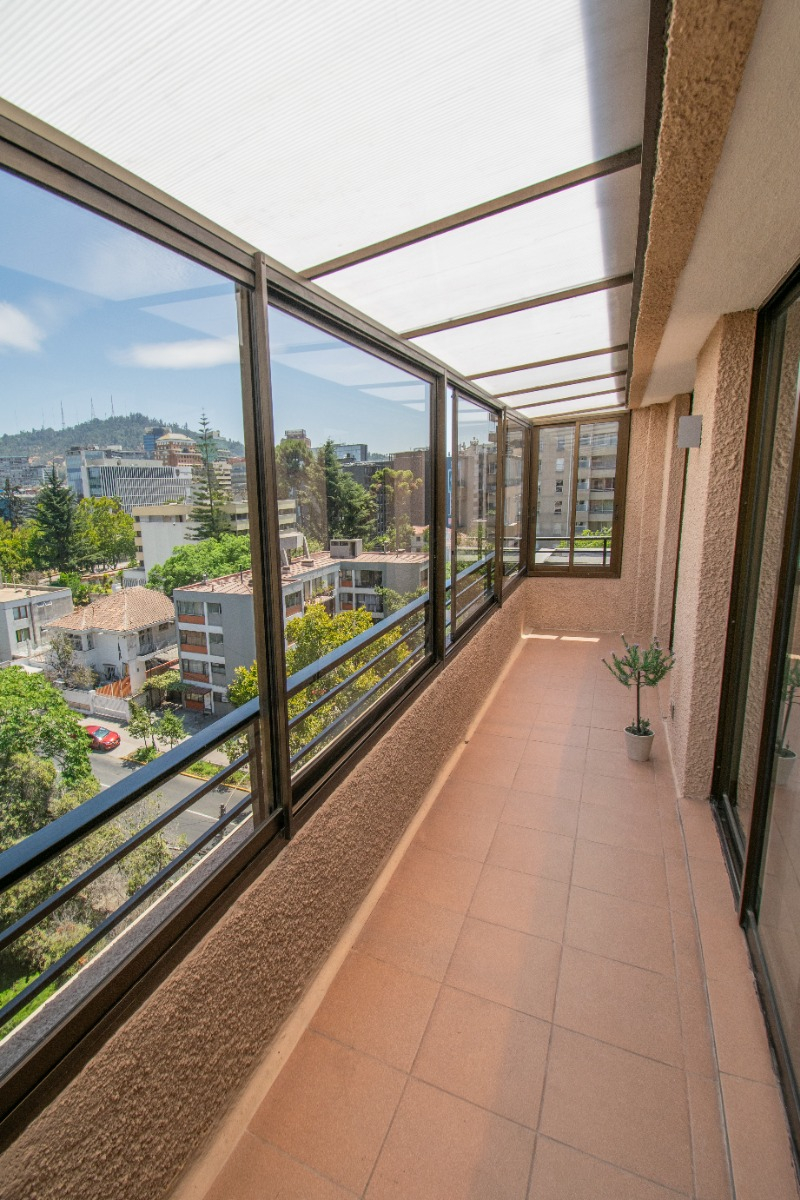 Venta Departamento NOSP 5D en suite Walk-in cl&oacute;set 3B 2E 1B  - Providencia