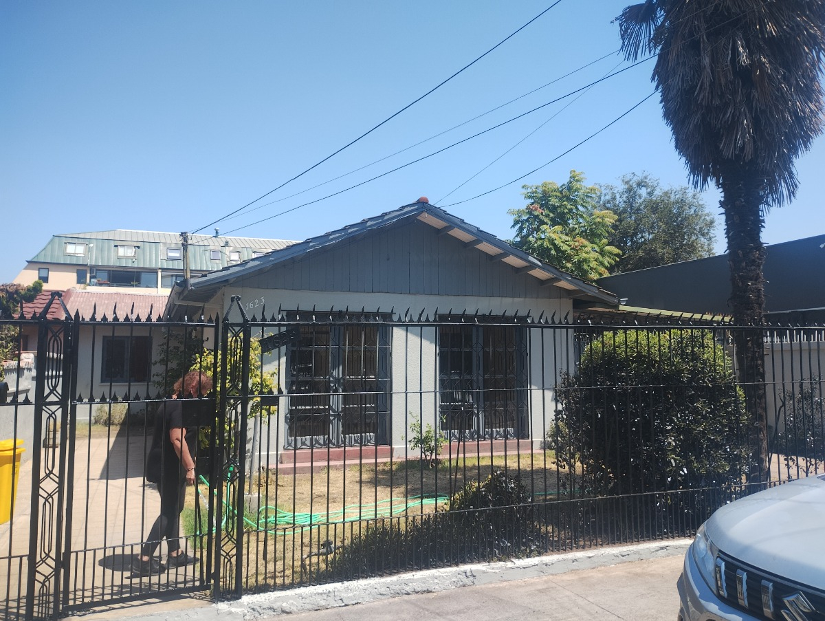 Arriendo Casa SP 3D 2B 2E 1B Sebasti&aacute;n Elcano - Las Condes