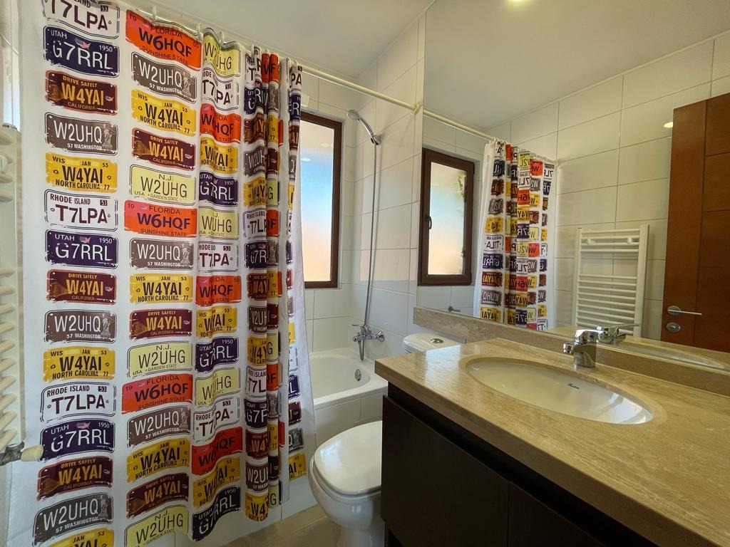 Venta Casa NP 3D en suite Walk-in cl&oacute;set 5B 3E San Carlos de Apoquindo - Las Condes
