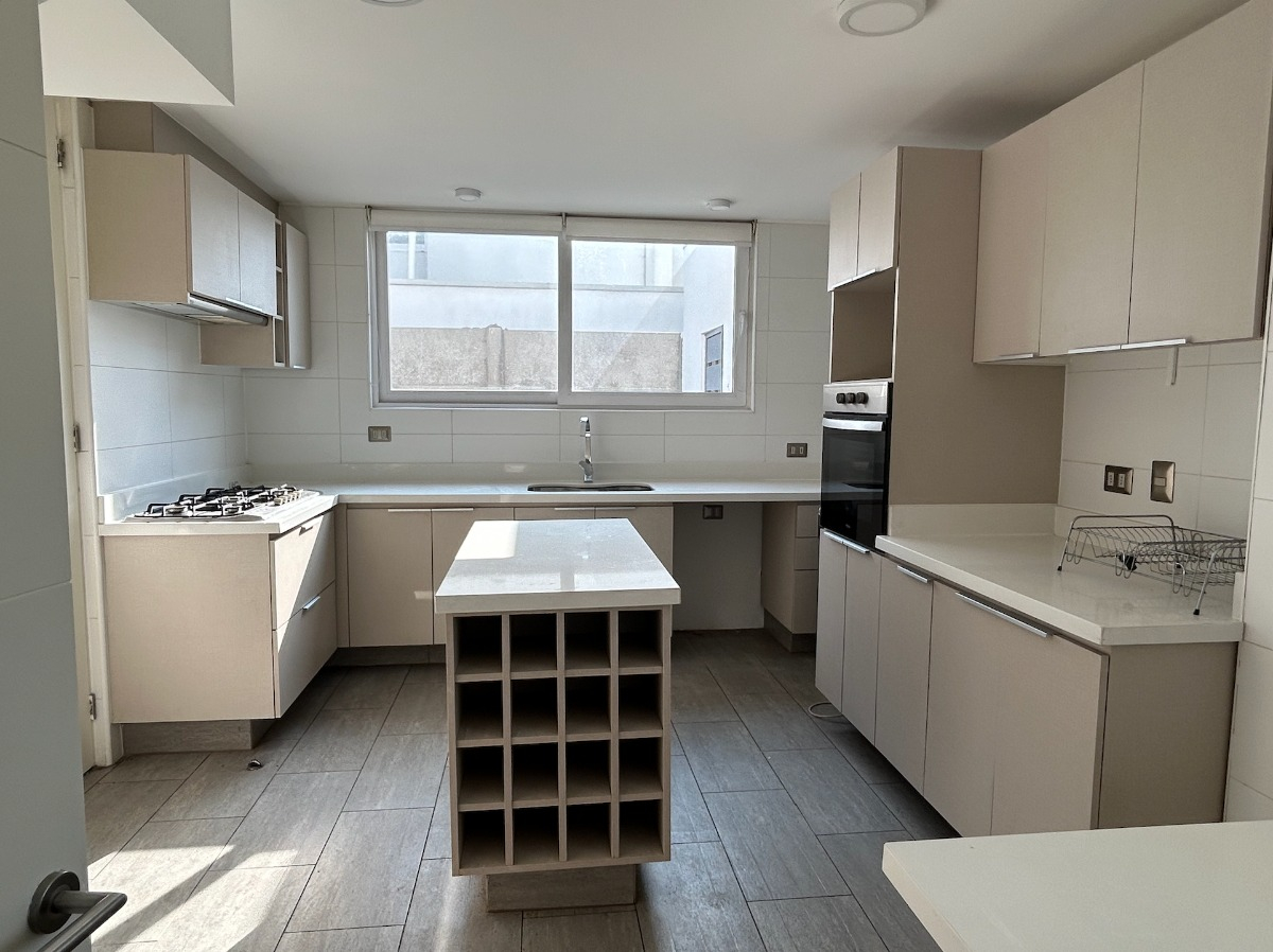 Arriendo Casa 4D 3B 2E La Dehesa - Lo Barnechea