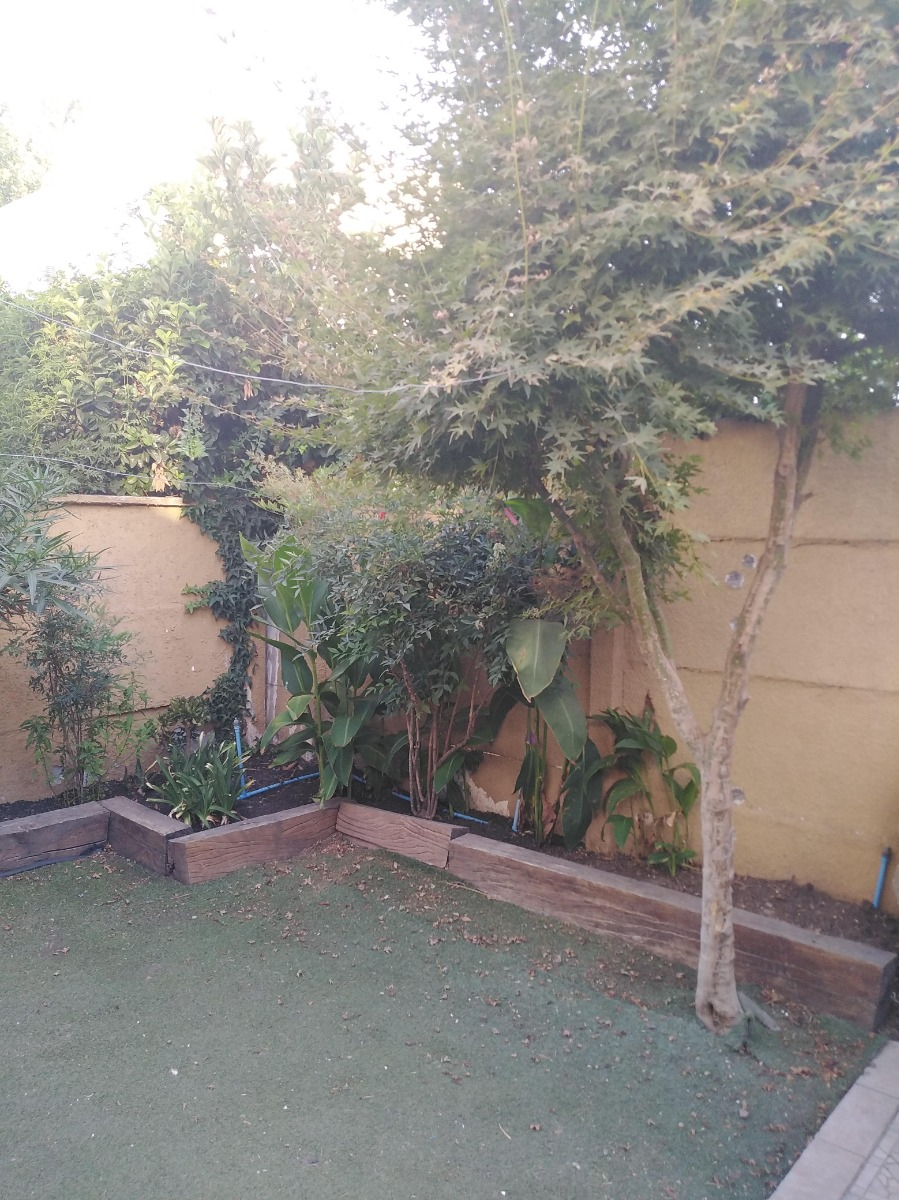 Arriendo Casa N 4D en suite 3B 2E Carlos Ossand&oacute;n - La Reina