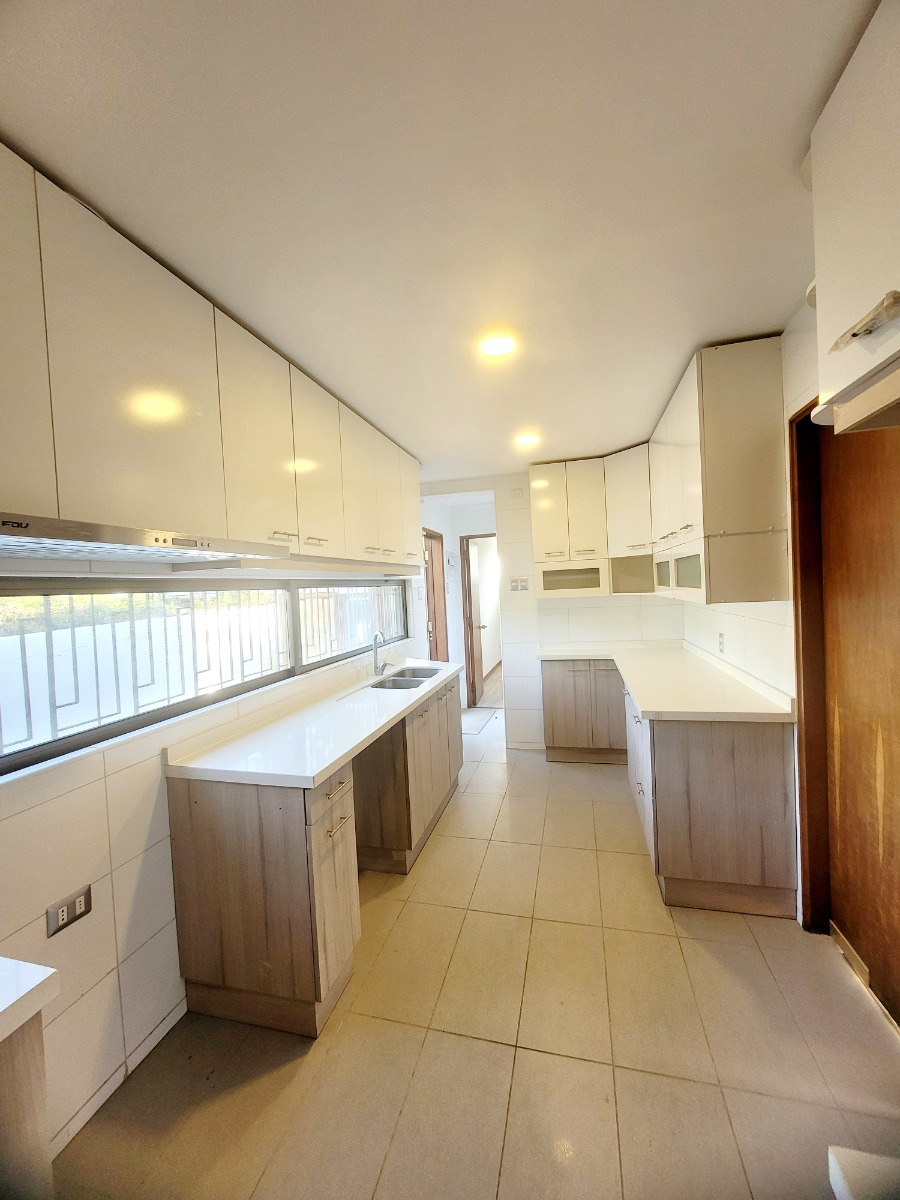 Venta Casa NP 7D 4B 5E 1B Estadio Manquehue - Vitacura