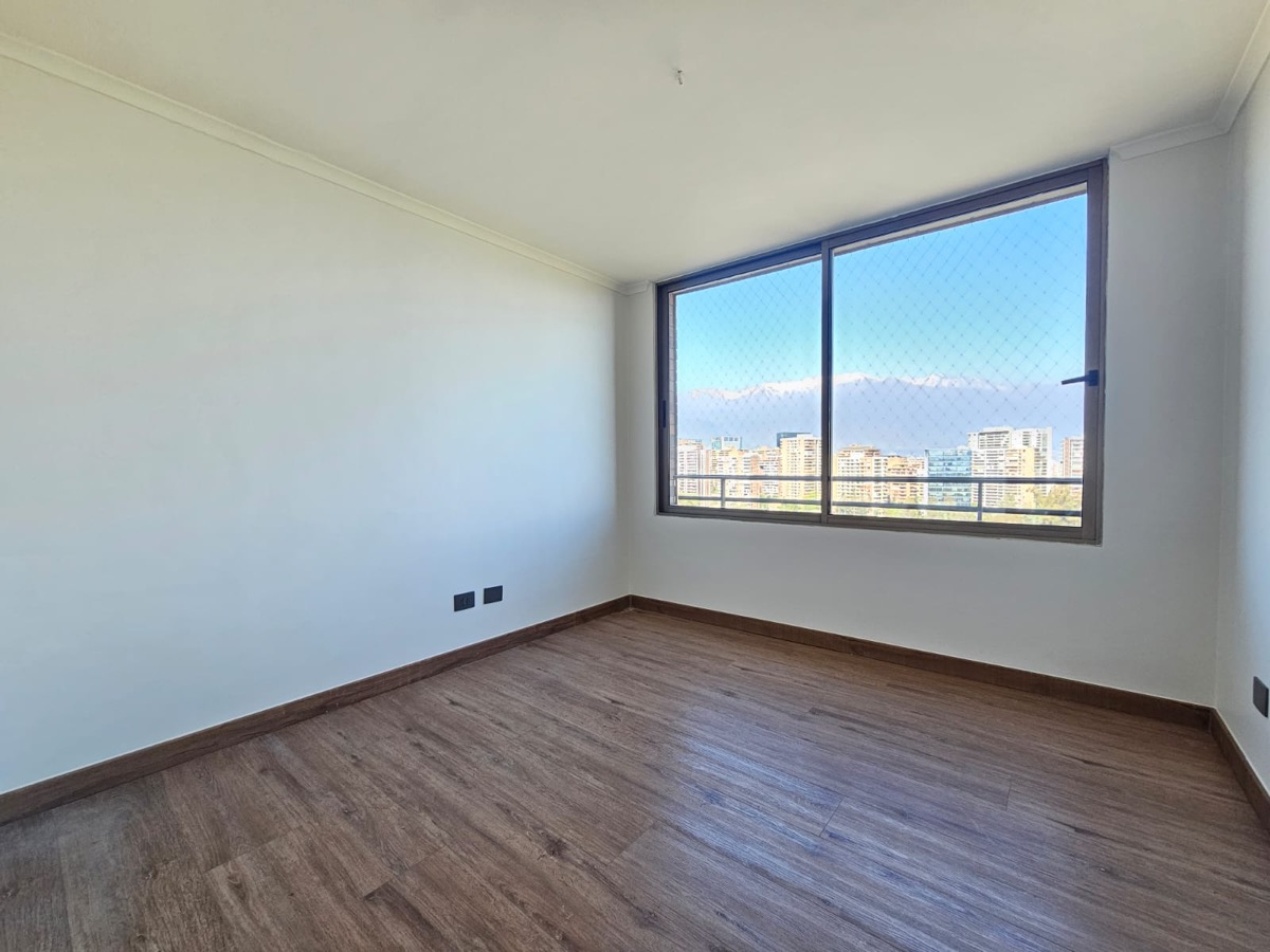 Venta Departamento NP 4D en suite Walk-in cl&oacute;set 3B 2E 1B Metro Escuela Militar - Las Condes