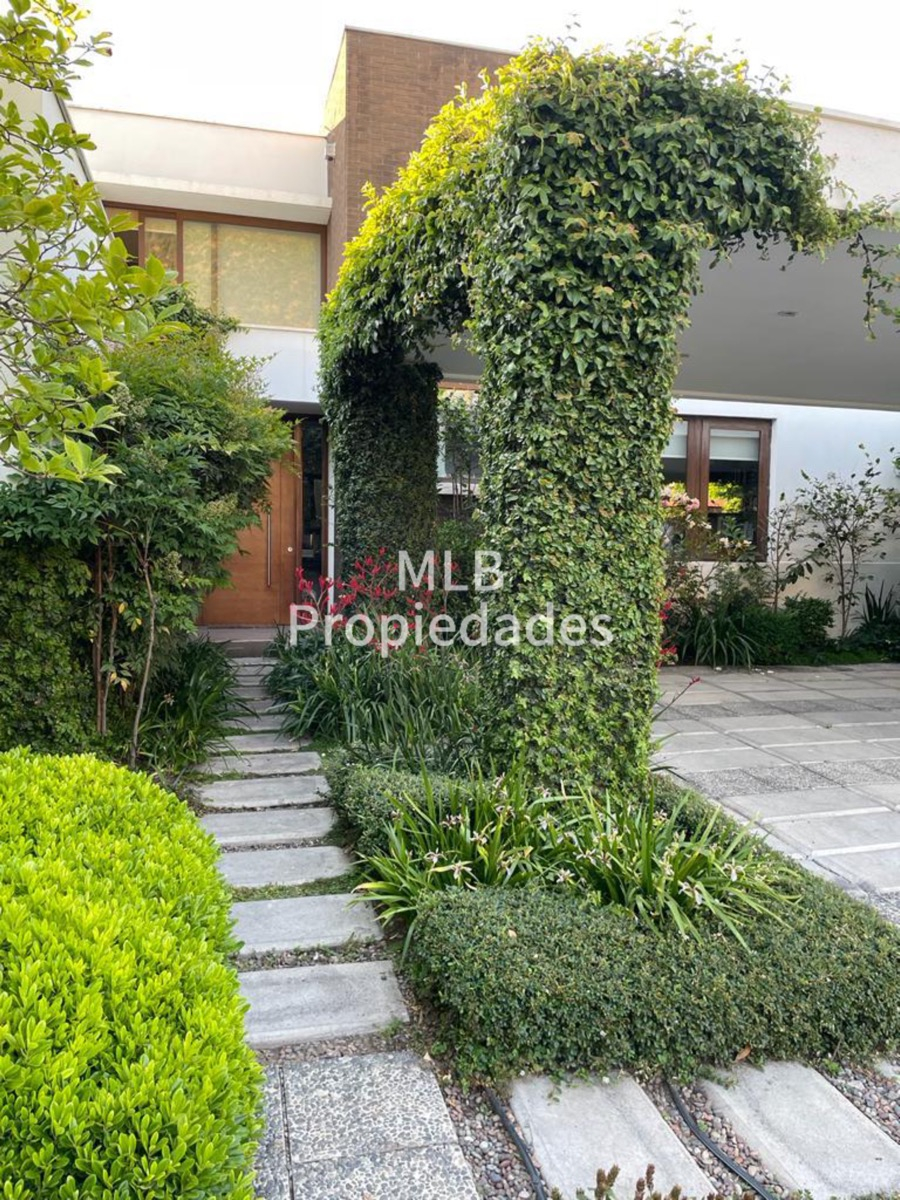 Venta Casa NP 4D en suite Walk-in cl&oacute;set 4B 3E 1B Los Trapenses - Lo Barnechea