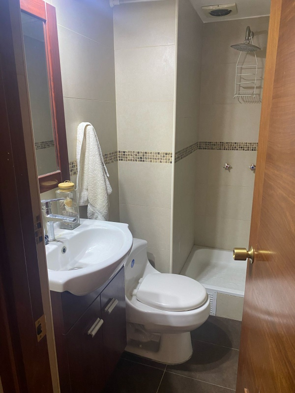 Arriendo Departamento 2D Parque Arauco - Las Condes