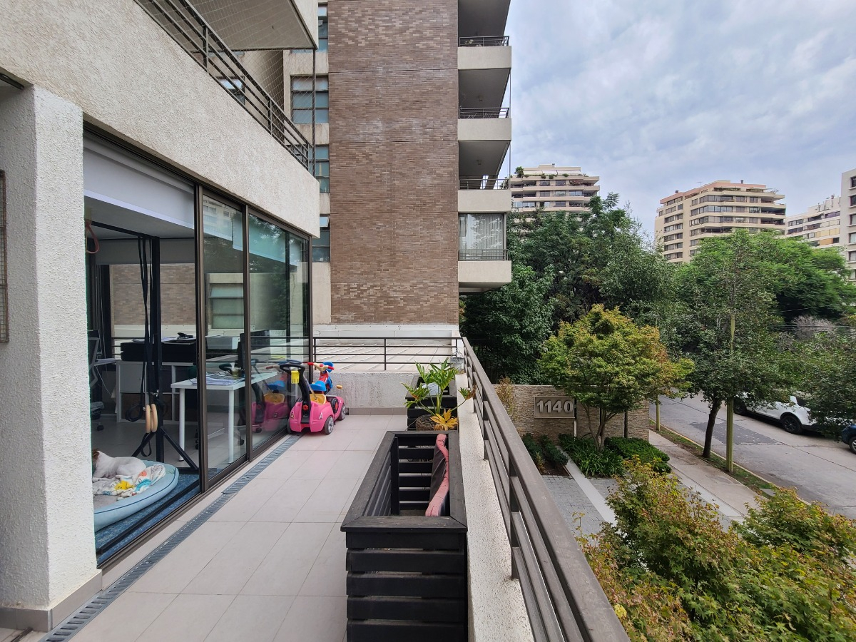 Venta Departamento SP 2D en suite Walk-in cl&oacute;set 2B 1E 1B Rotonda Atenas - Las Condes