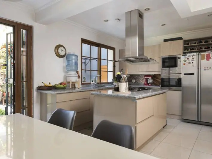 Venta Casa 5D 4B 2E Barrio Italia - Providencia