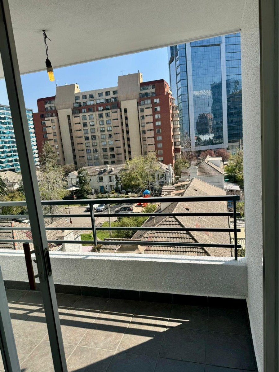 Arriendo Departamento 2D Walk-in cl&oacute;set 2B 1E 1B Nueva Las Condes - Las Condes