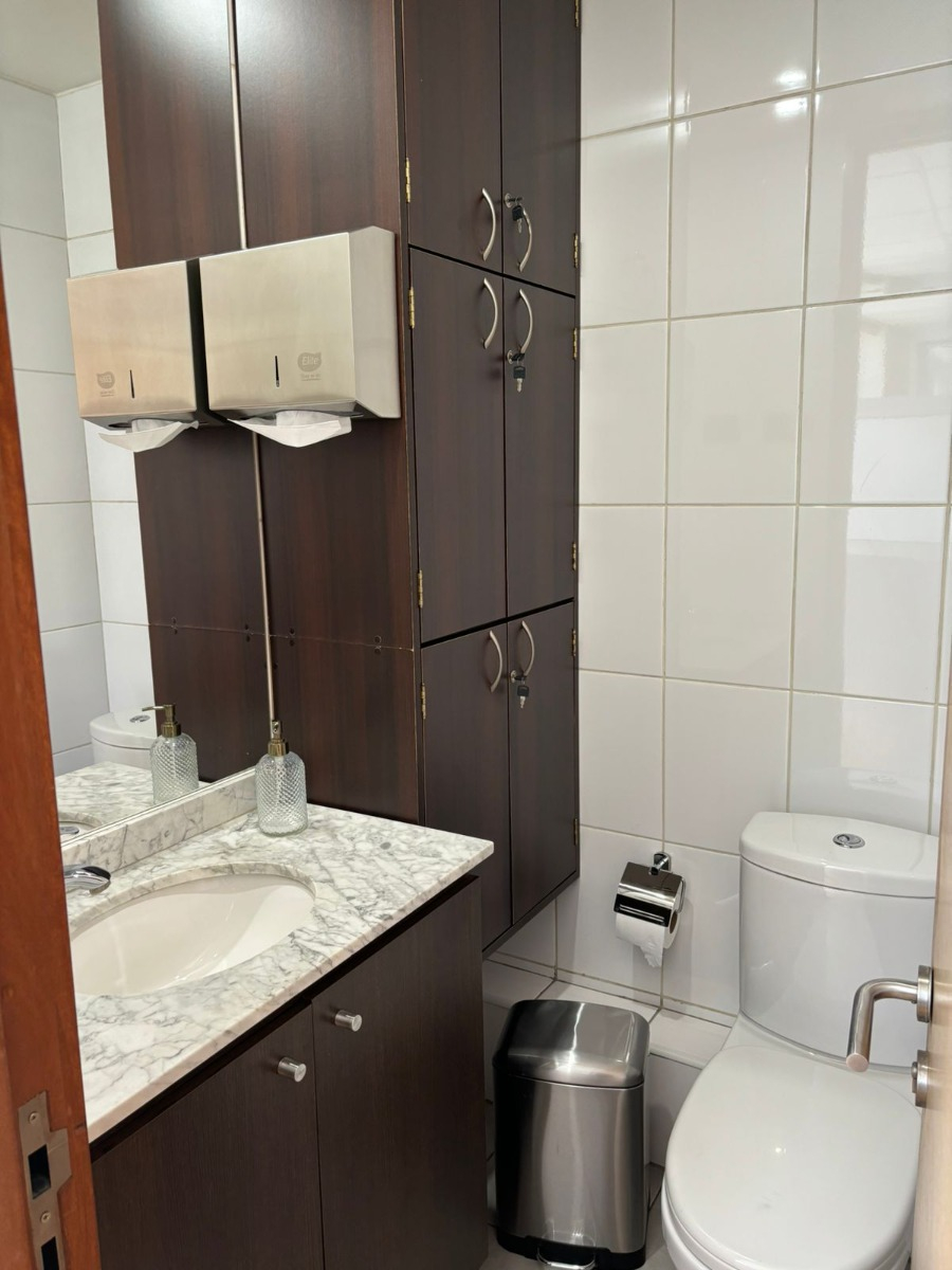 Arriendo Oficina SO 2B 1E Pedro de Valdivia - Providencia