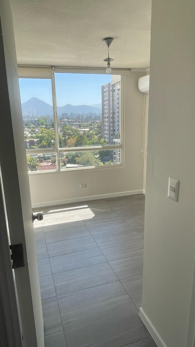 Arriendo Departamento N 2D en suite Walk-in cl&oacute;set 2B 1E 1B Metro Sim&oacute;n Bolivar - &Ntilde;u&ntilde;oa