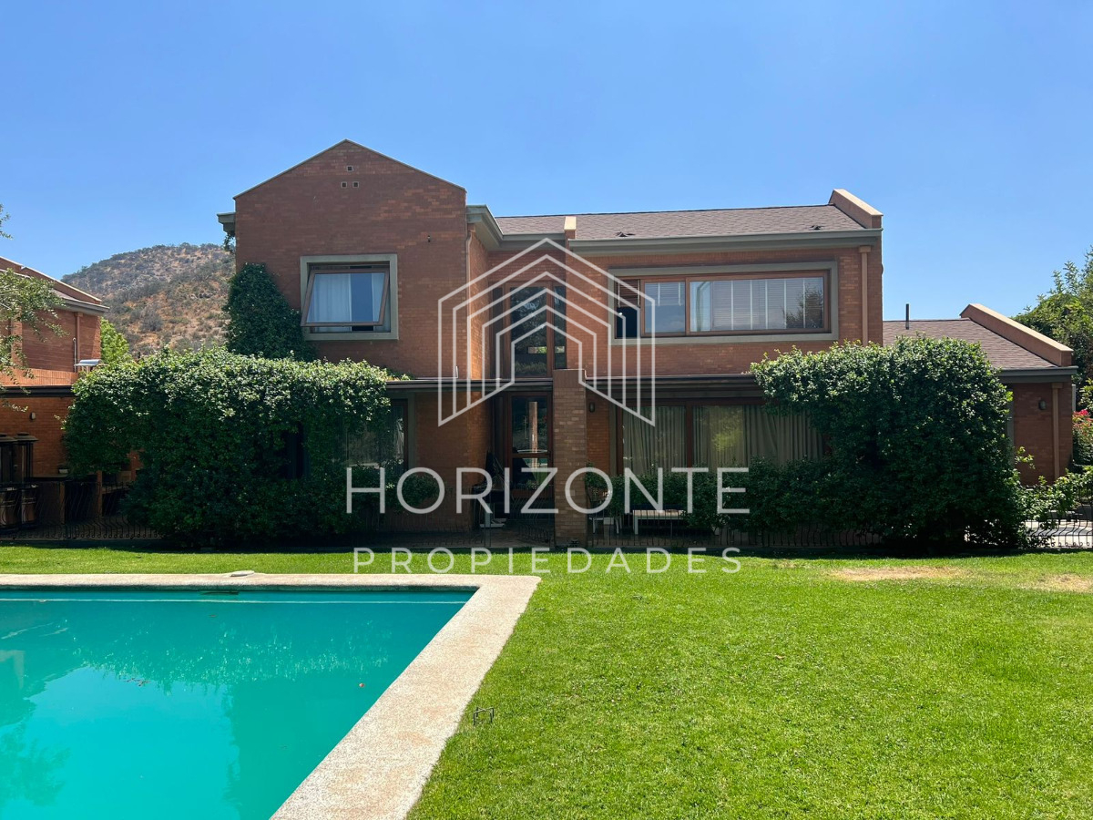 Venta Casa 5D en suite Walk-in cl&oacute;set 5B 3E 1B Los Trapenses - Lo Barnechea