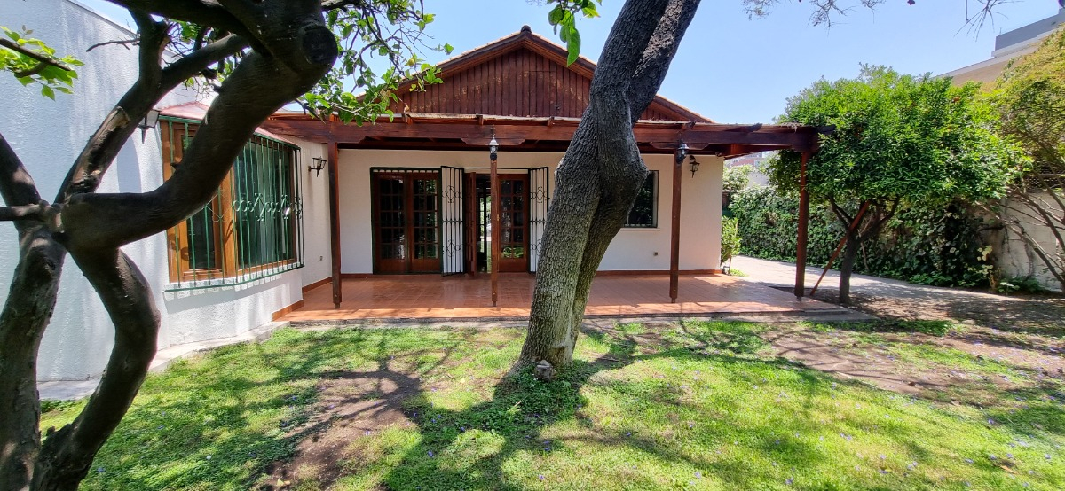 Venta Casa N 2D en suite Walk-in cl&oacute;set 4B 3E 1B Metro Escuela Militar - Las Condes